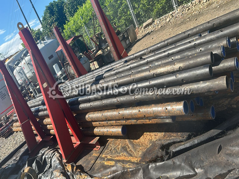 Chatarra de tubería aprox.: 2,500 kg